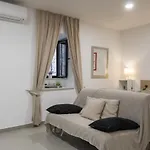 Apartment Navigator